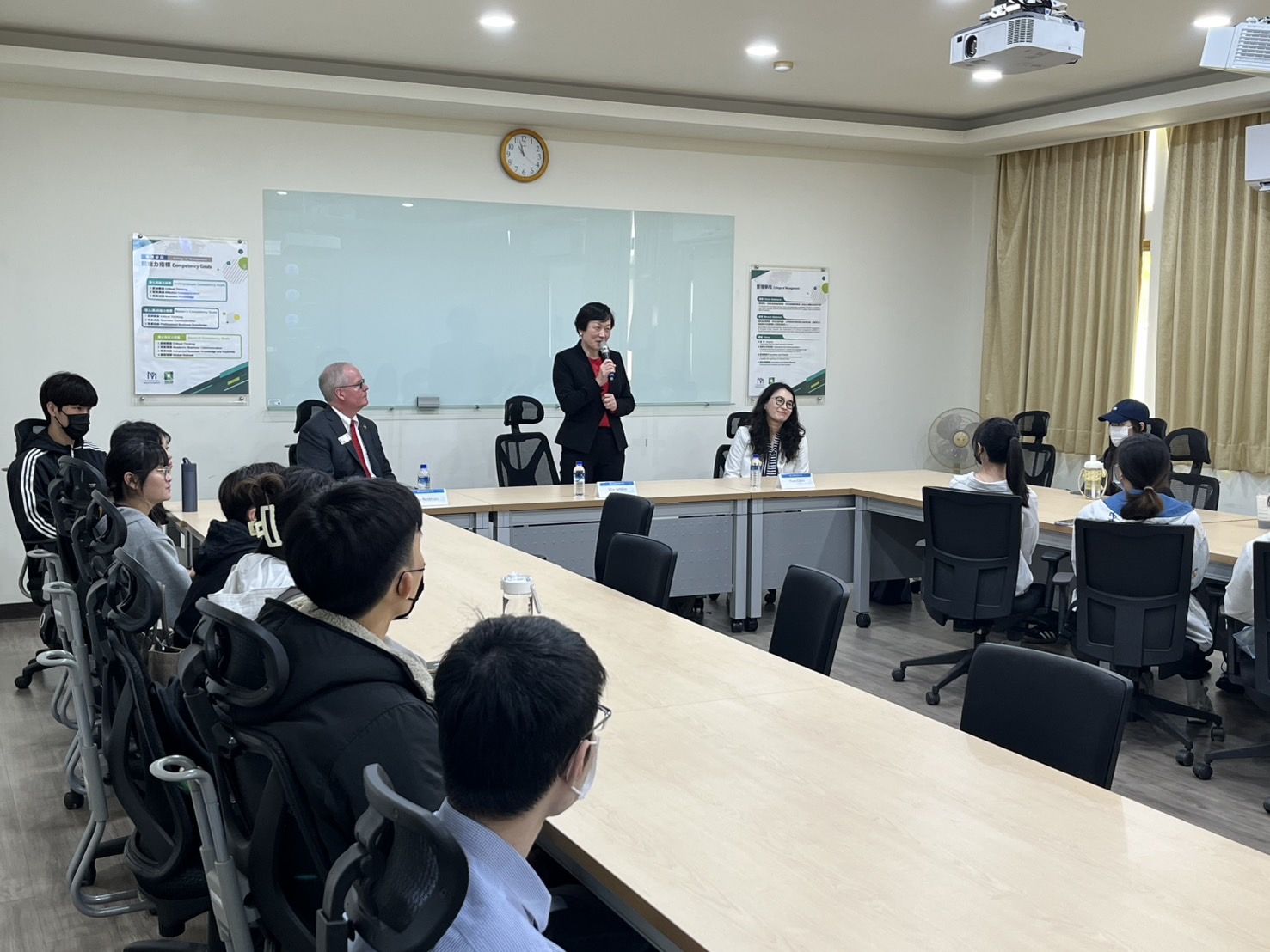密蘇里大學來訪交流照片2